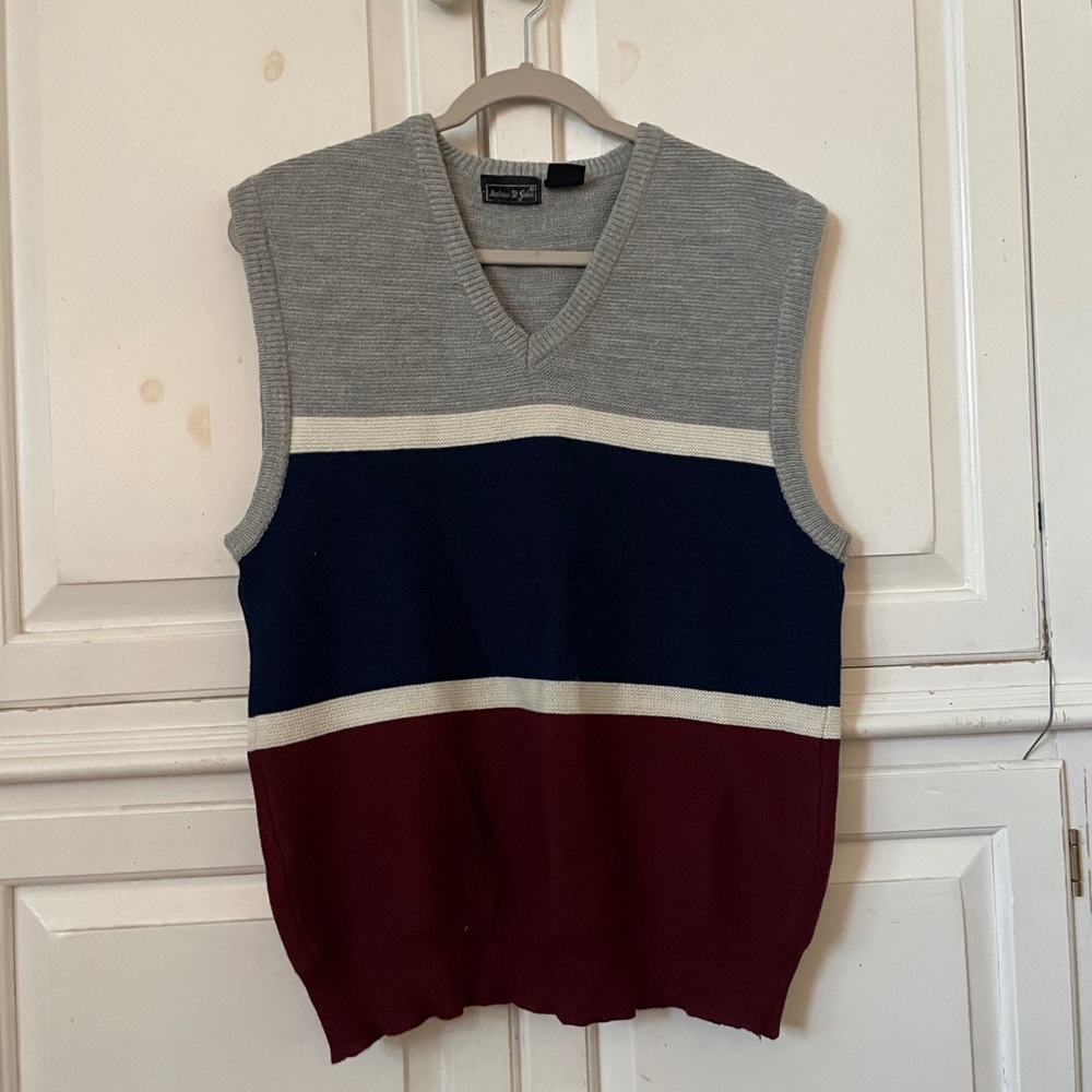 Andrew St. John men’s red gray and blue sweater v-neck vest size medium